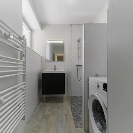 Penaud - Design Et Climatises A La Campagne *