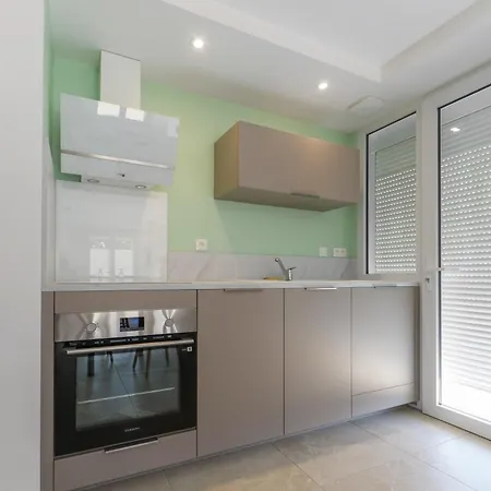 Penaud - Design Et Climatises A La Campagne *