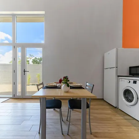 Penaud - Design Et Climatises A La Campagne Appartement Saulcet